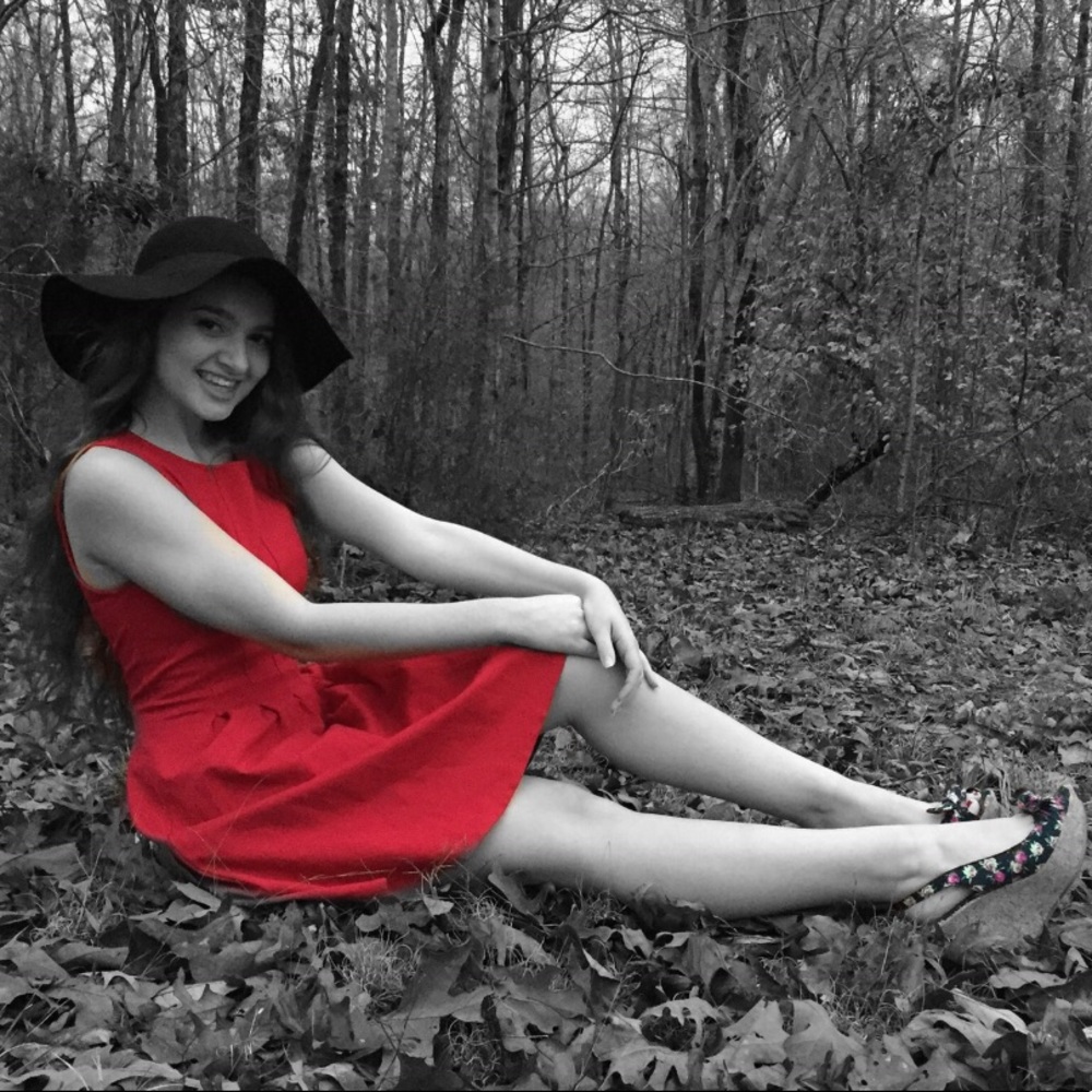 Meet your Posher, Kaitlyn